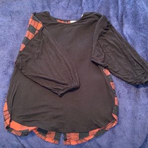 Quarter Sleeve Shirt